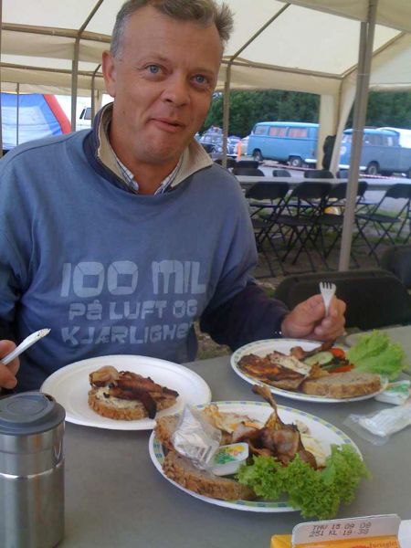4 egg og bacon + sandwich til frokost!.jpg